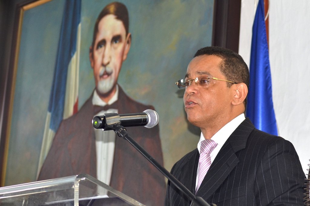 Senador de Espaillat Doctor José Rafael Vargas